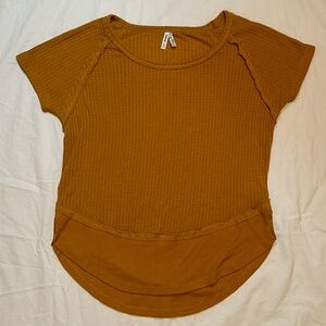 Mudd XS top in dark yellow/ amber